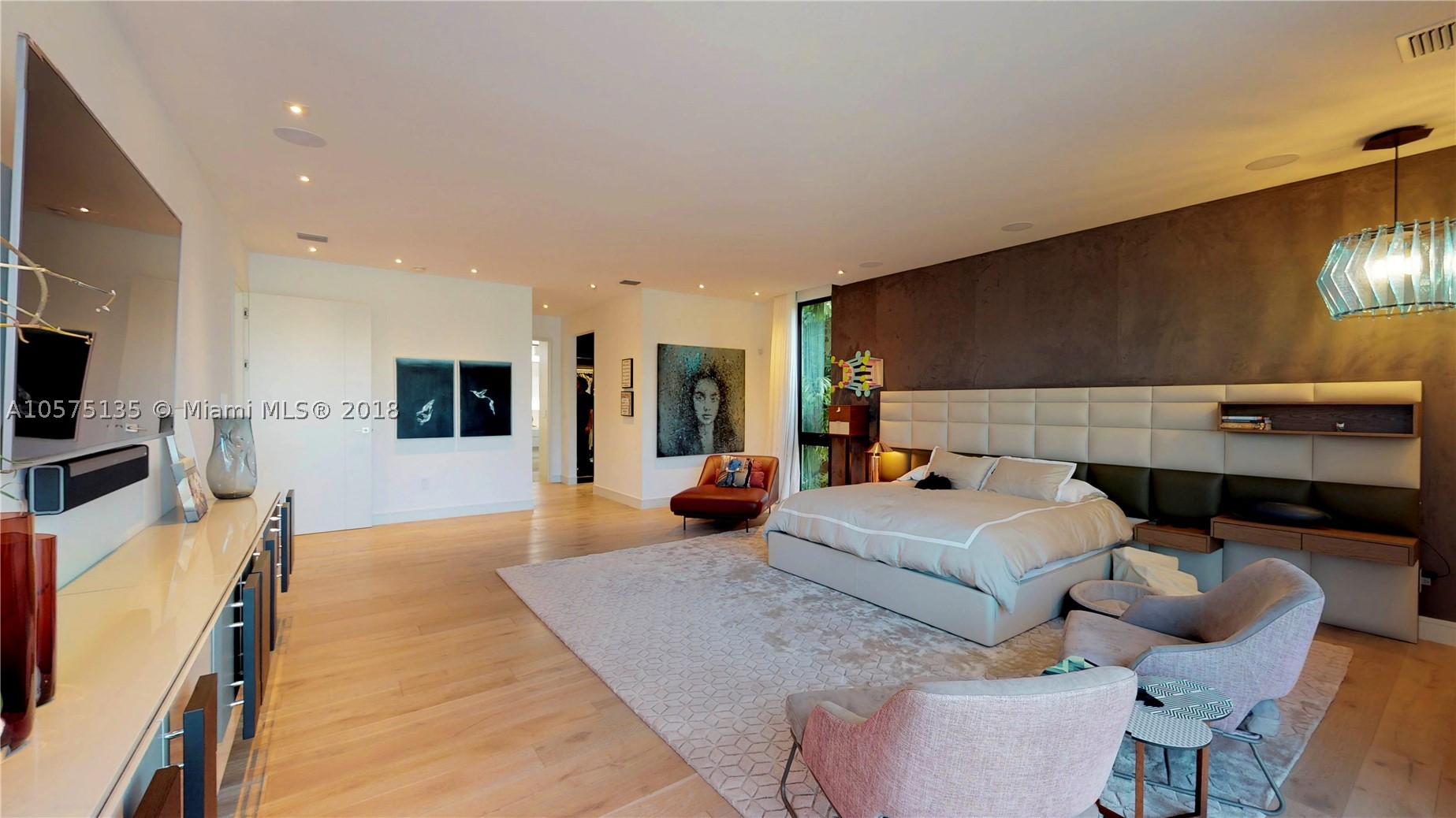 DORONNE ESTATES - Residential