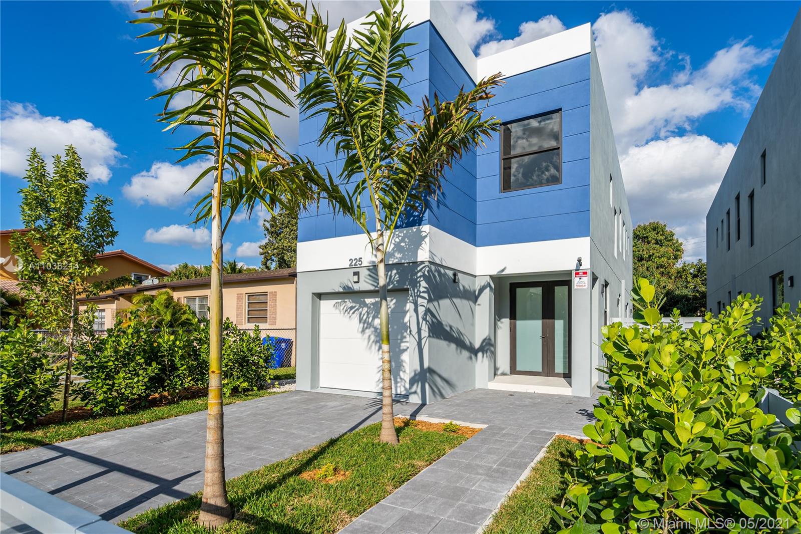 12TH ST MANORS SEC 3 - Residential Income