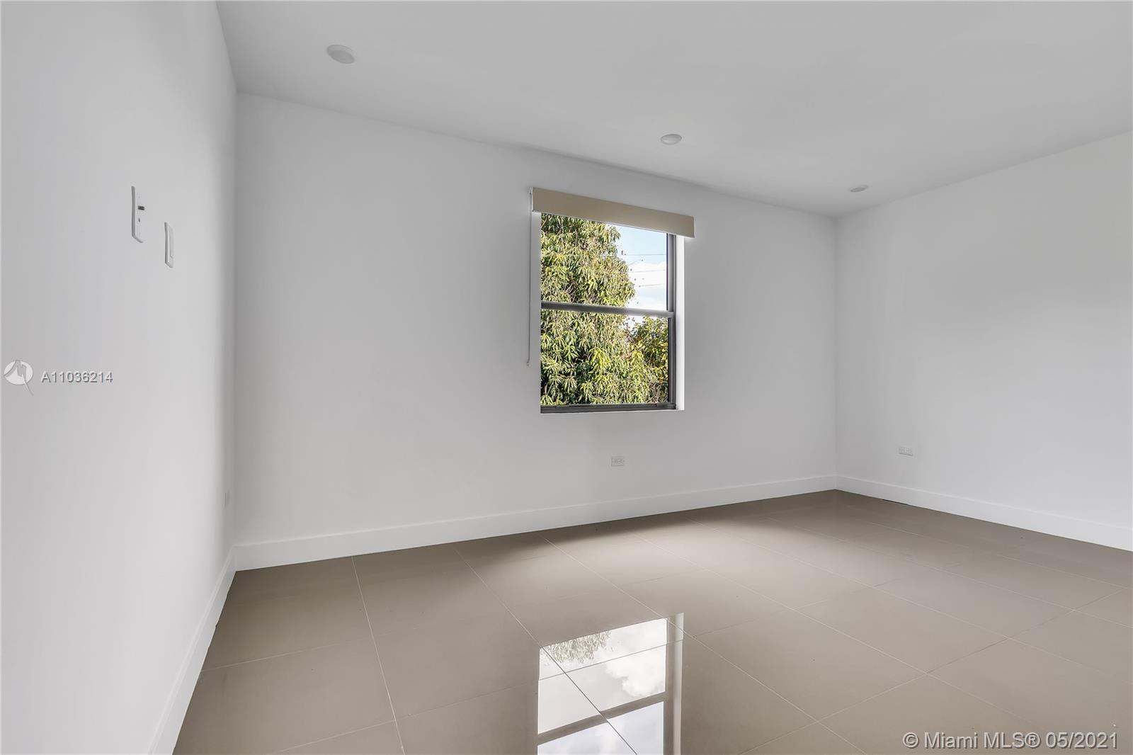 12TH ST MANORS SEC 3 - Residential Income