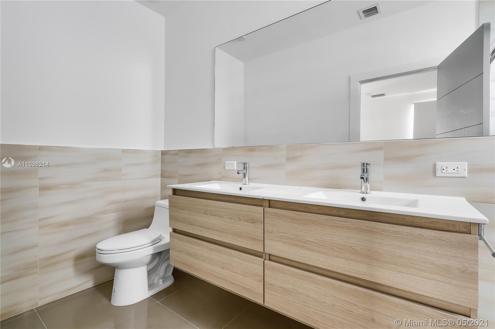 12TH ST MANORS SEC 3 - Residential Income