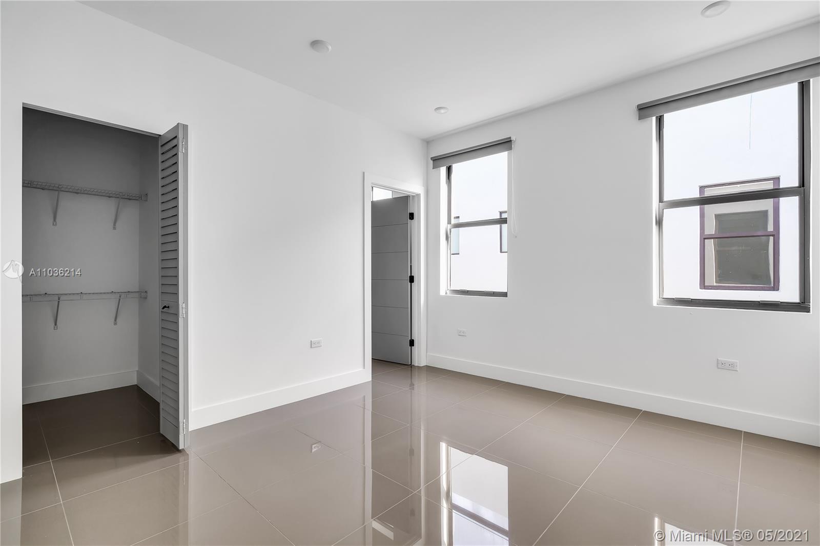 12TH ST MANORS SEC 3 - Residential Income