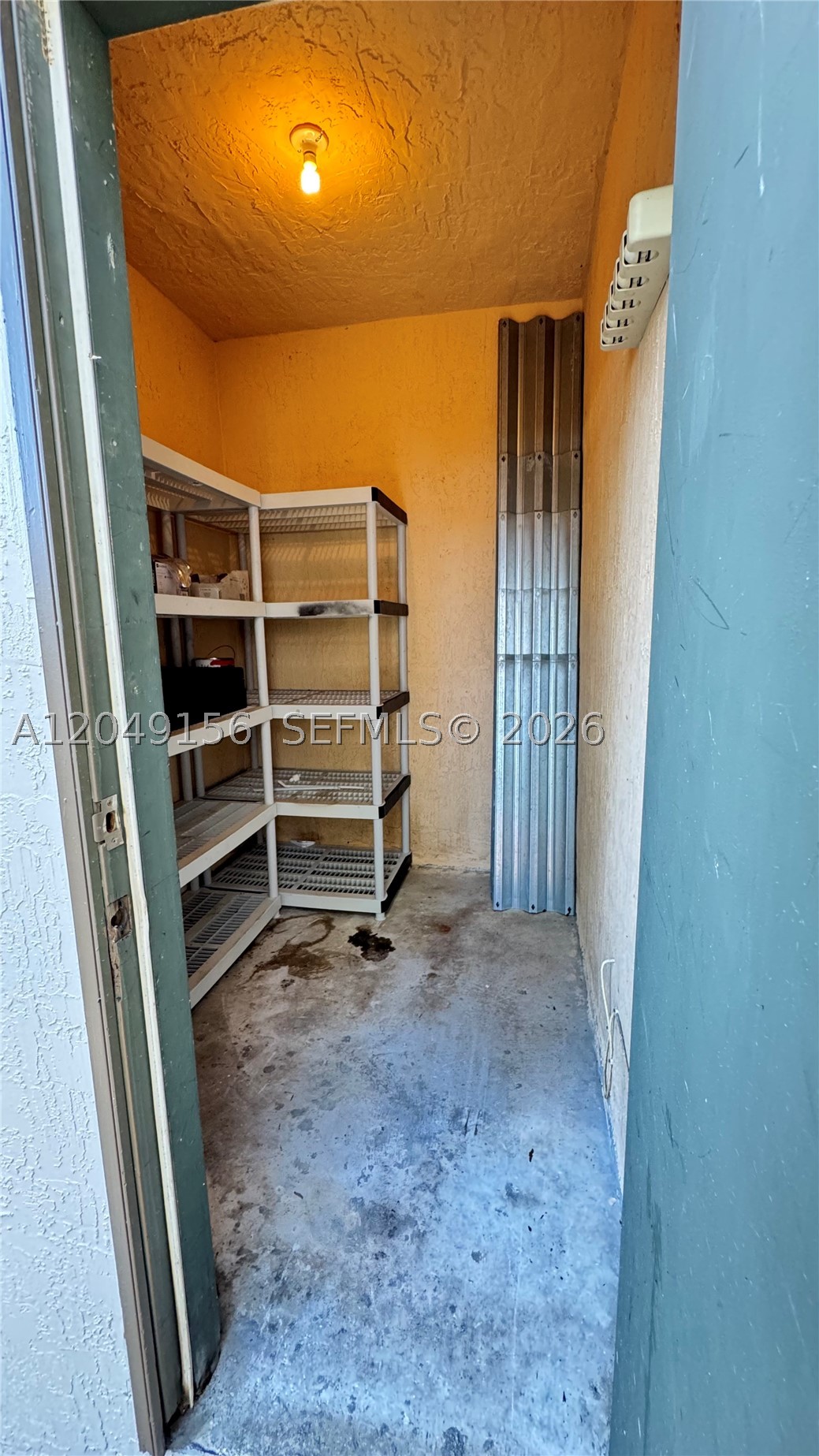 ANCHORAGE AT MIAMI LAKES - Residential Lease