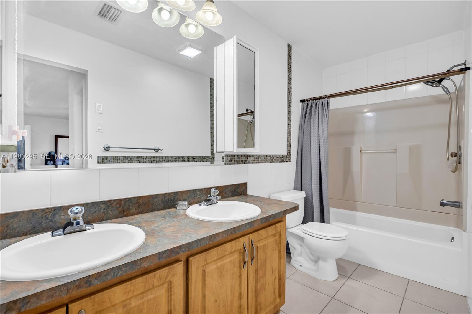 WESTWOOD COMMUNITY 5 - Residential