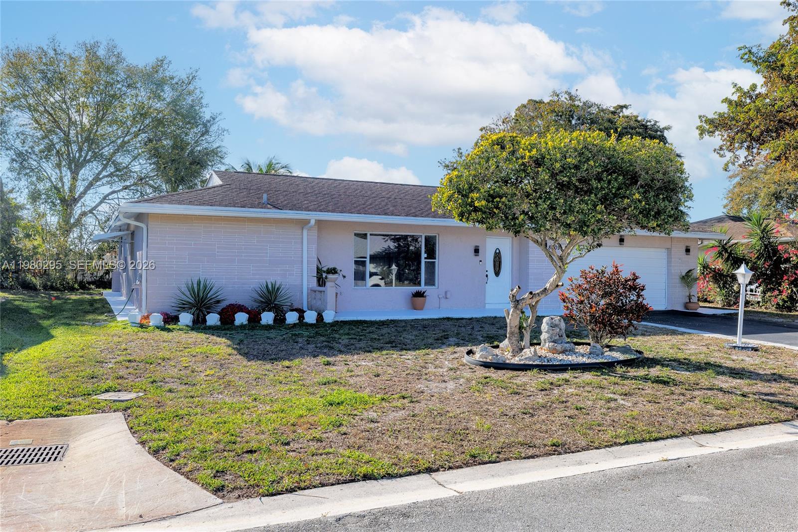 WESTWOOD COMMUNITY 5 - Residential