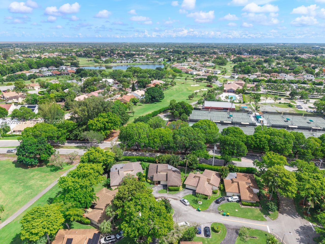 VILLAS AT WOODMONT TR 73 - Residential