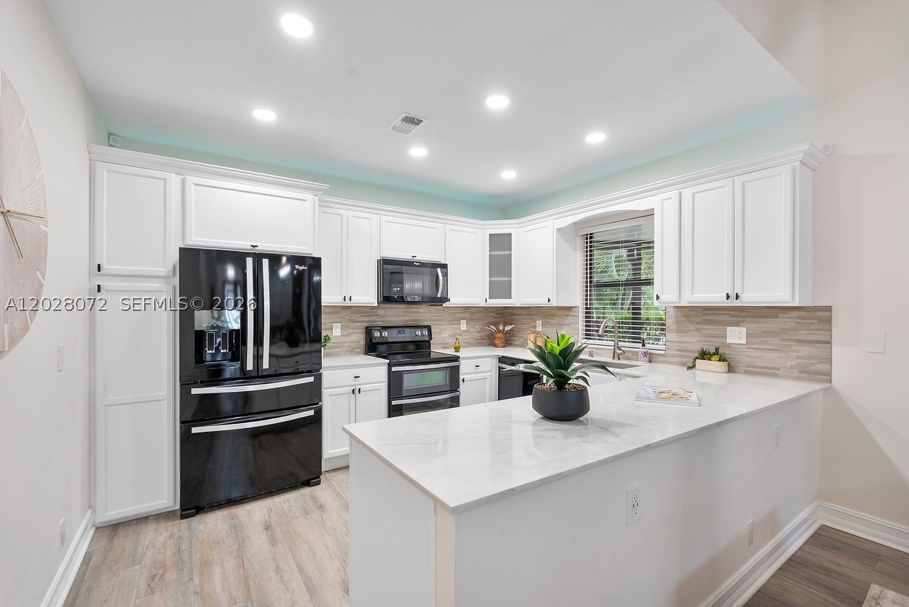 VILLAS AT WOODMONT TR 73 - Residential