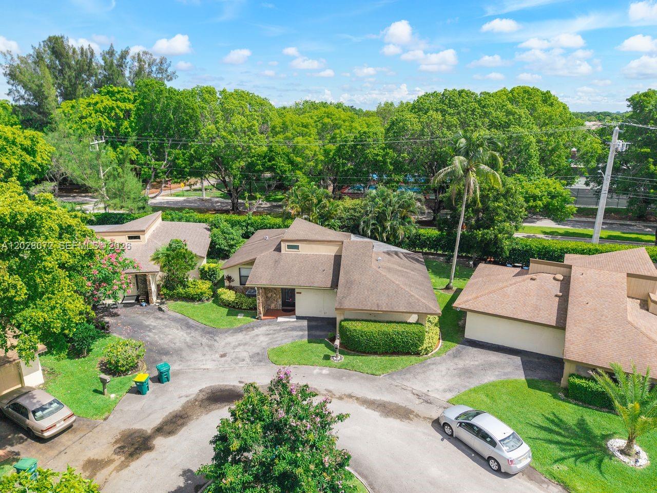 VILLAS AT WOODMONT TR 73 - Residential