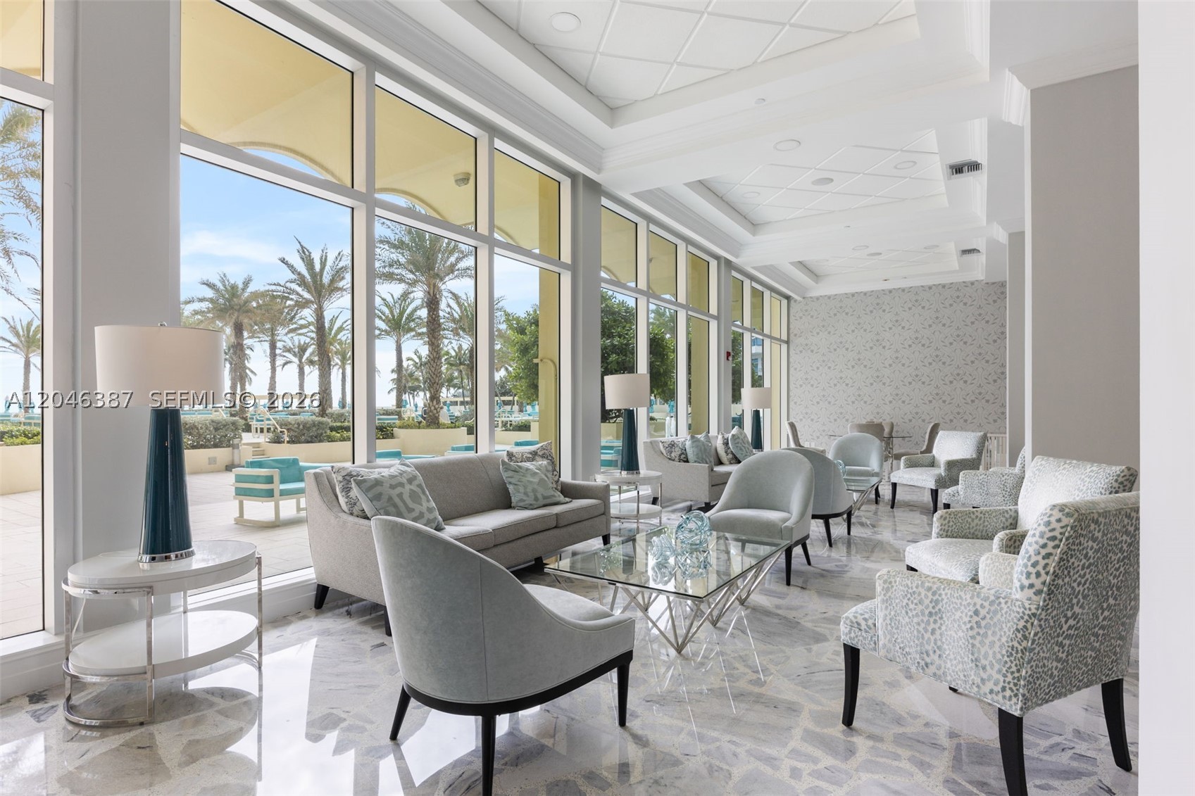 WAVE CONDO - Residential