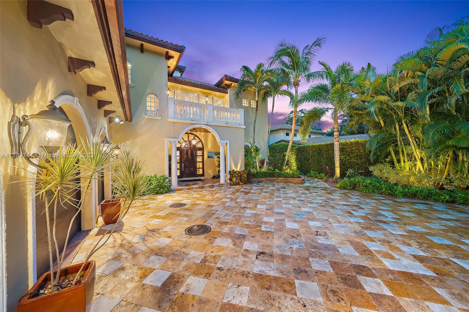 INTRACOASTAL PARK - Residential