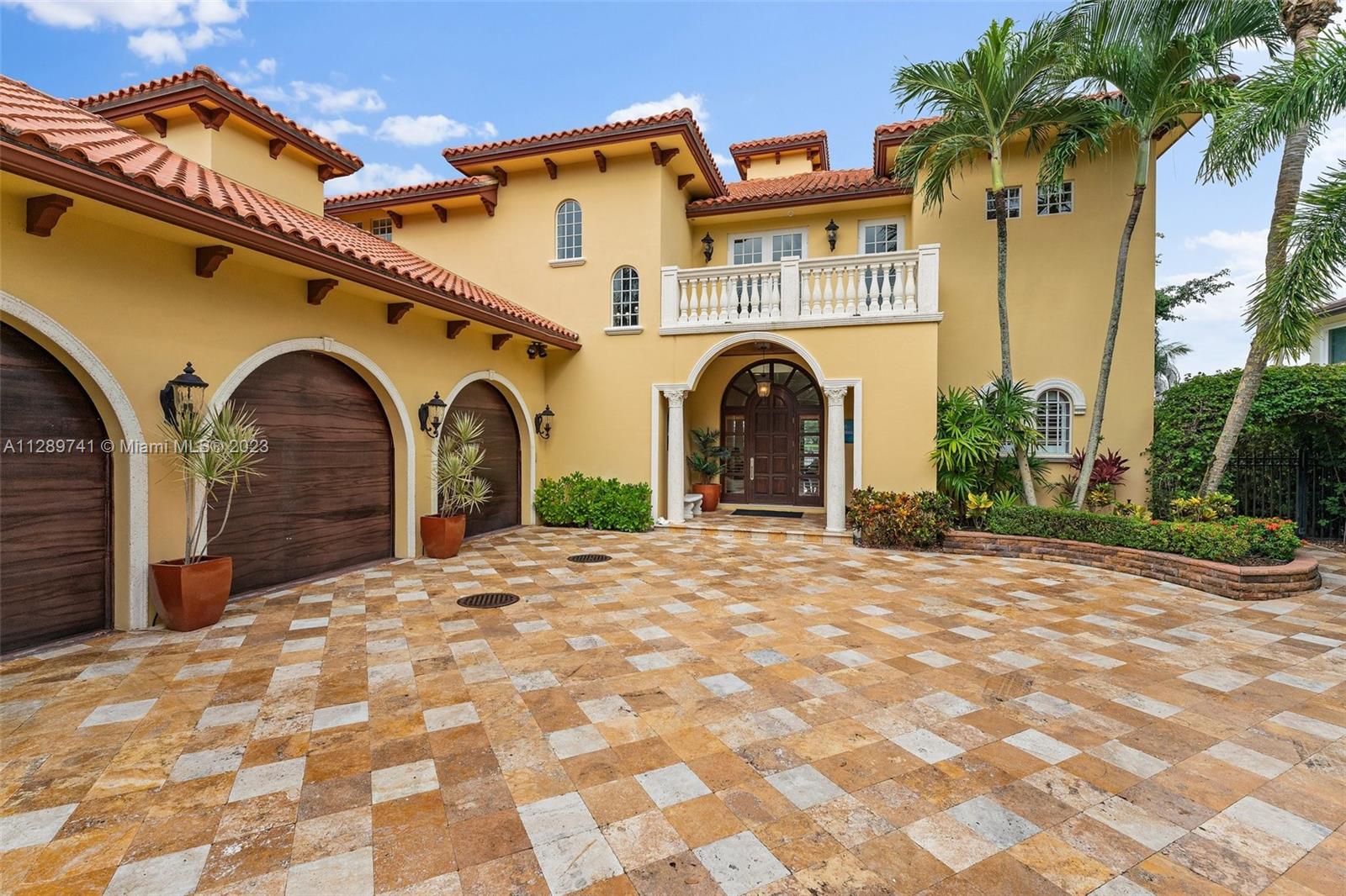INTRACOASTAL PARK - Residential