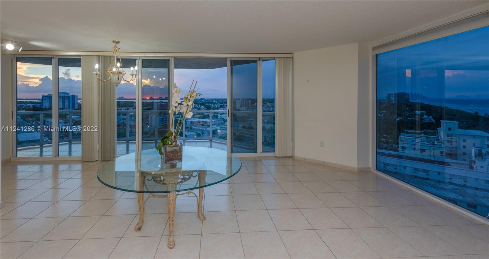 ST TROPEZ OCEAN CONDO - Residential