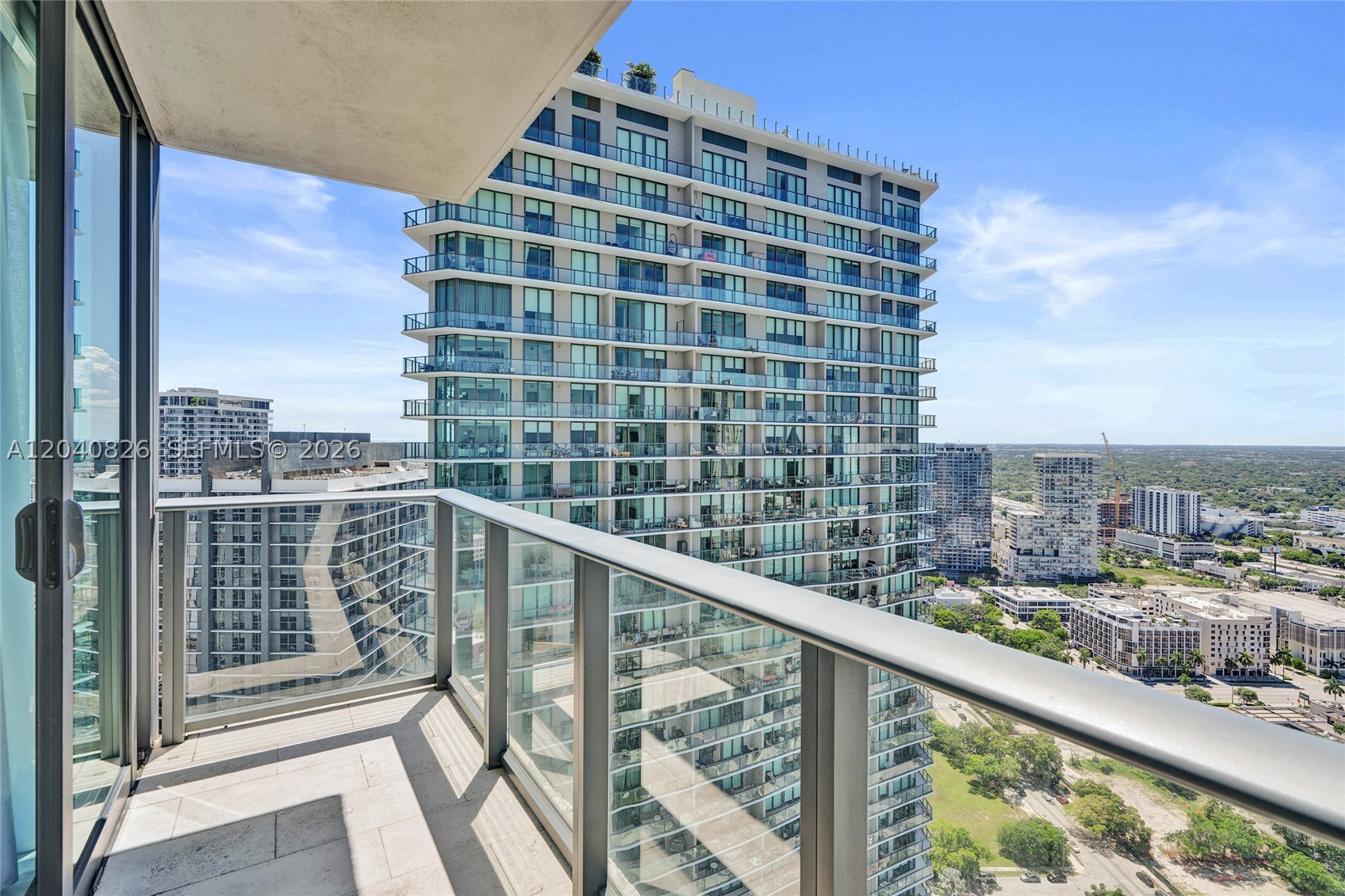 PARAISO BAY CONDO - Residential