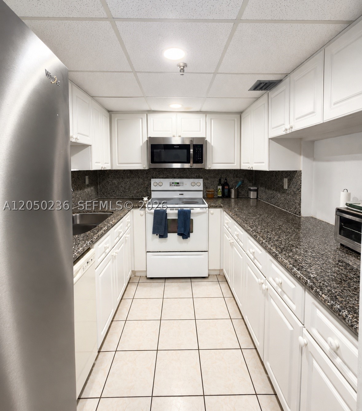 THE RIVIERA CONDO - Residential