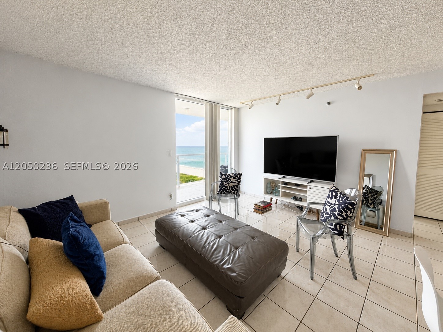 THE RIVIERA CONDO - Residential