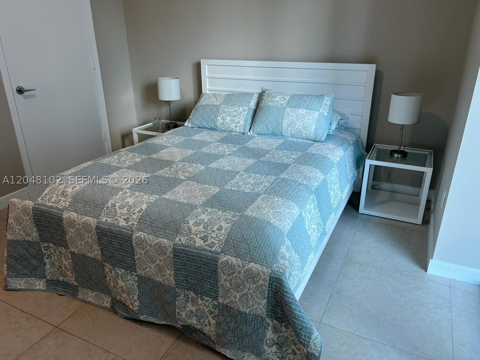 THE AXIS ON BRICKELL II C - Residential Lease