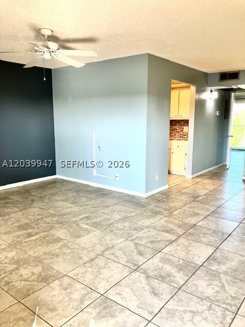 KINGSLEY AT CENTURY VILLA - Residential