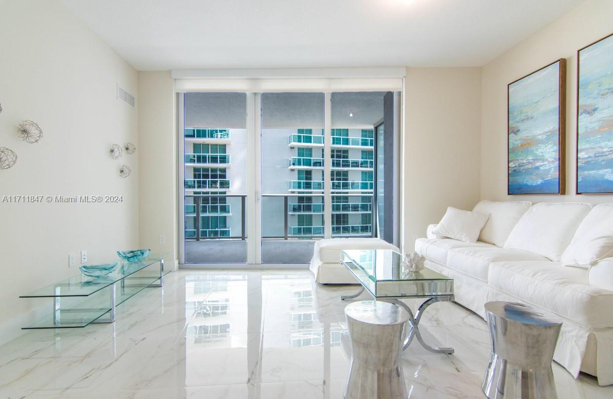 ARIA ON THE BAY CONDO - Residential