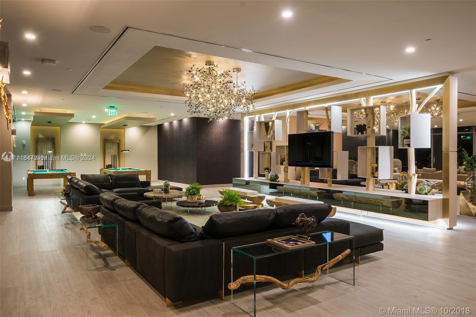 ARIA ON THE BAY CONDO - Residential