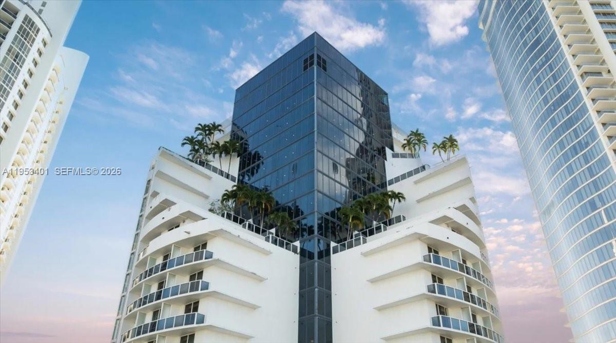 TRUMP INTERNATIONAL SONES - Residential
