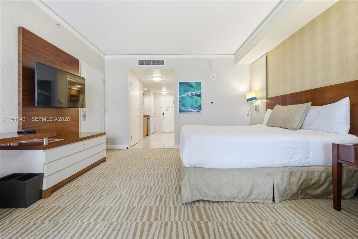 TRUMP INTERNATIONAL SONES - Residential