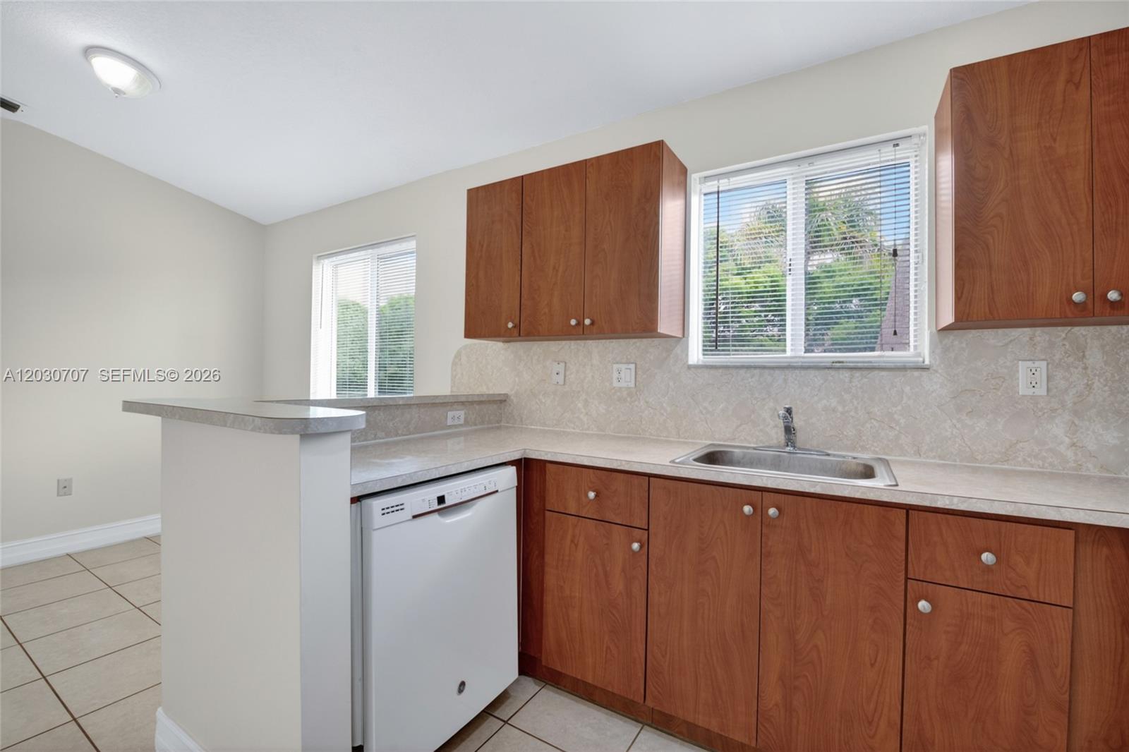 VENETIA GARDENS CONDO - Residential