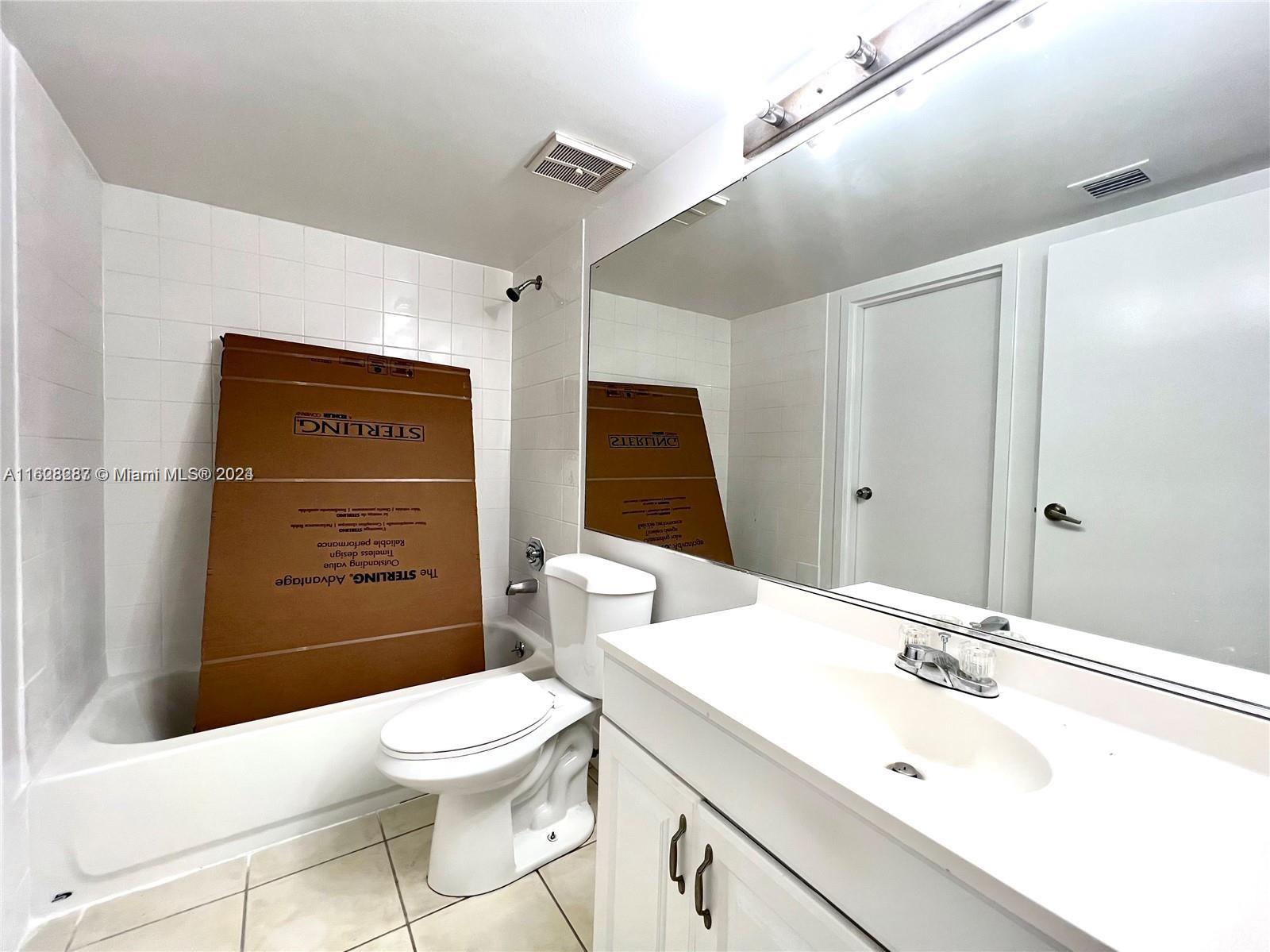 THE GRANDVIEW PALACE COND - Residential Lease