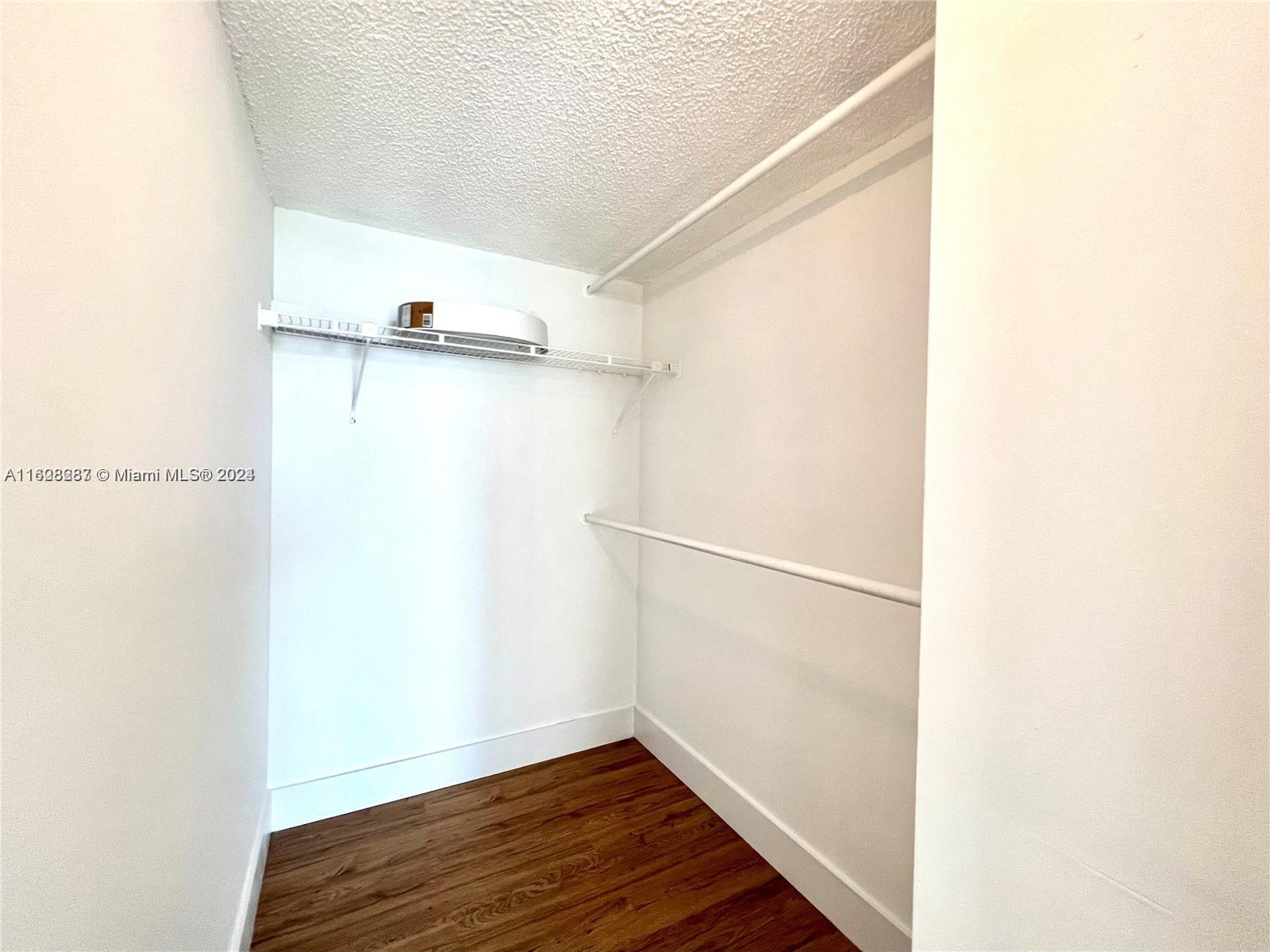 THE GRANDVIEW PALACE COND - Residential Lease