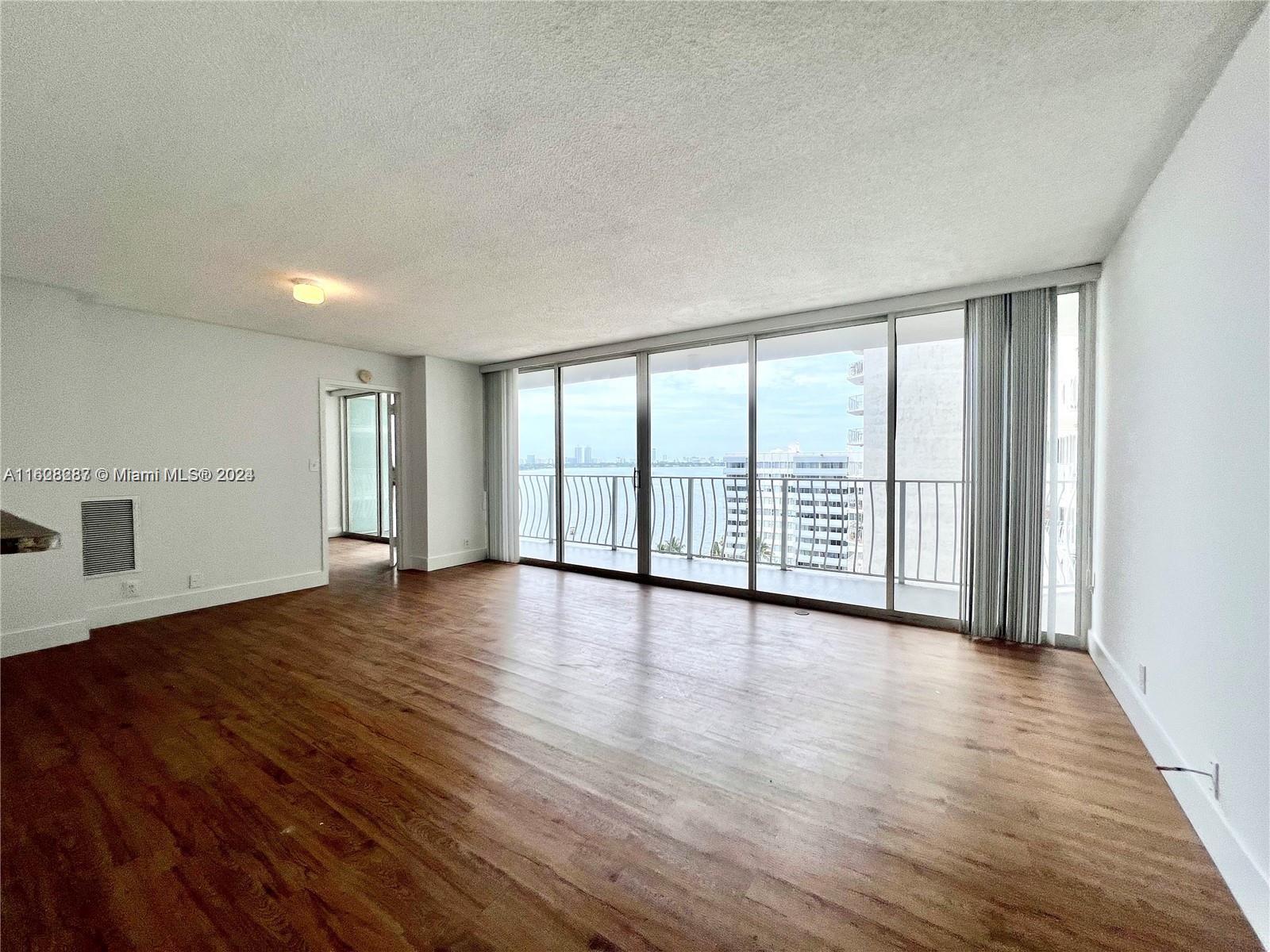 THE GRANDVIEW PALACE COND - Residential Lease