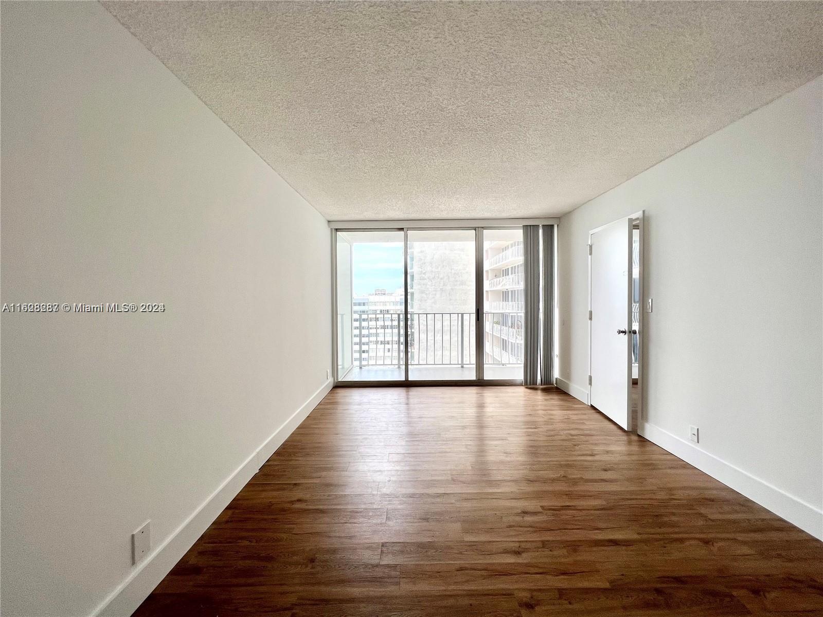 THE GRANDVIEW PALACE COND - Residential Lease