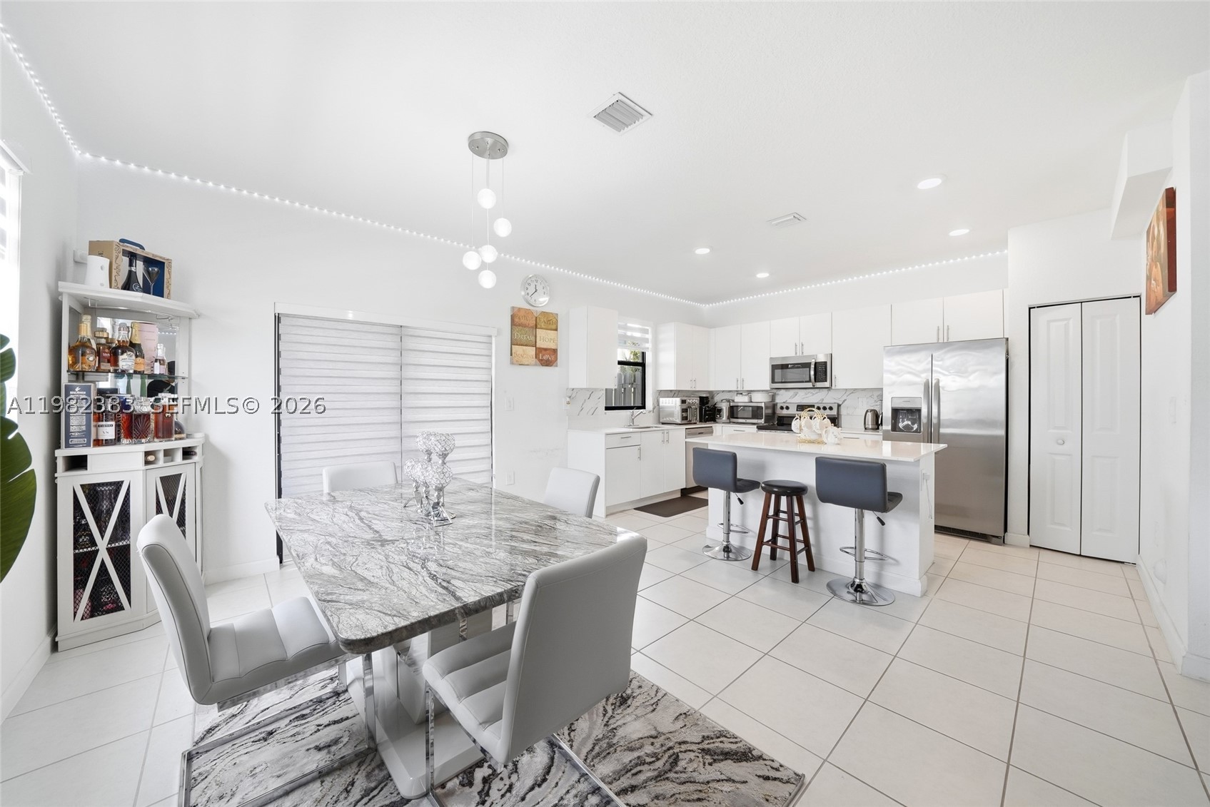 KENDALL ASSEMBLAGE SOUTH - Residential