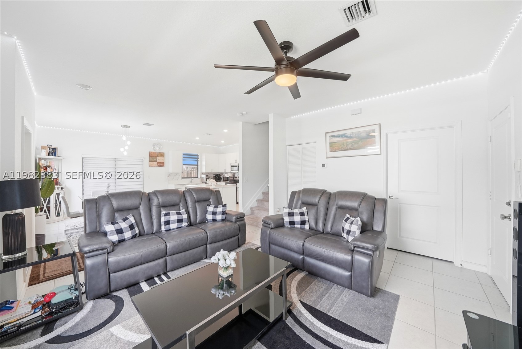 KENDALL ASSEMBLAGE SOUTH - Residential