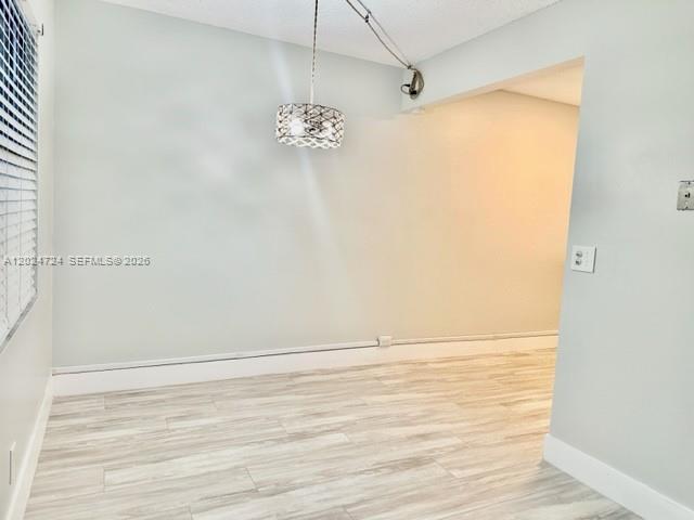 KINGSLEY AT CENTURY VILLA - Residential Lease