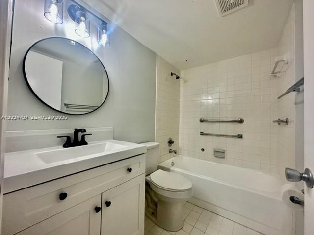 KINGSLEY AT CENTURY VILLA - Residential Lease