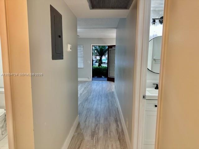 KINGSLEY AT CENTURY VILLA - Residential Lease