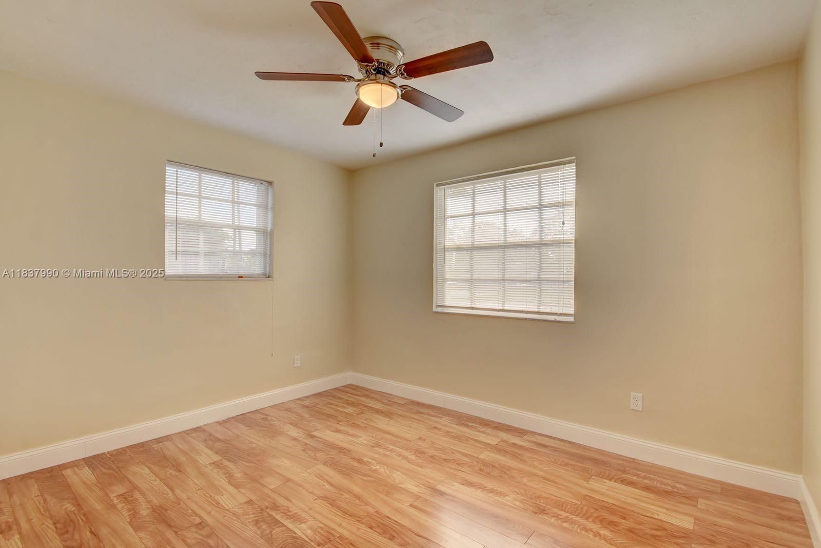 LAKE FOREST SEC 4 - Residential Lease