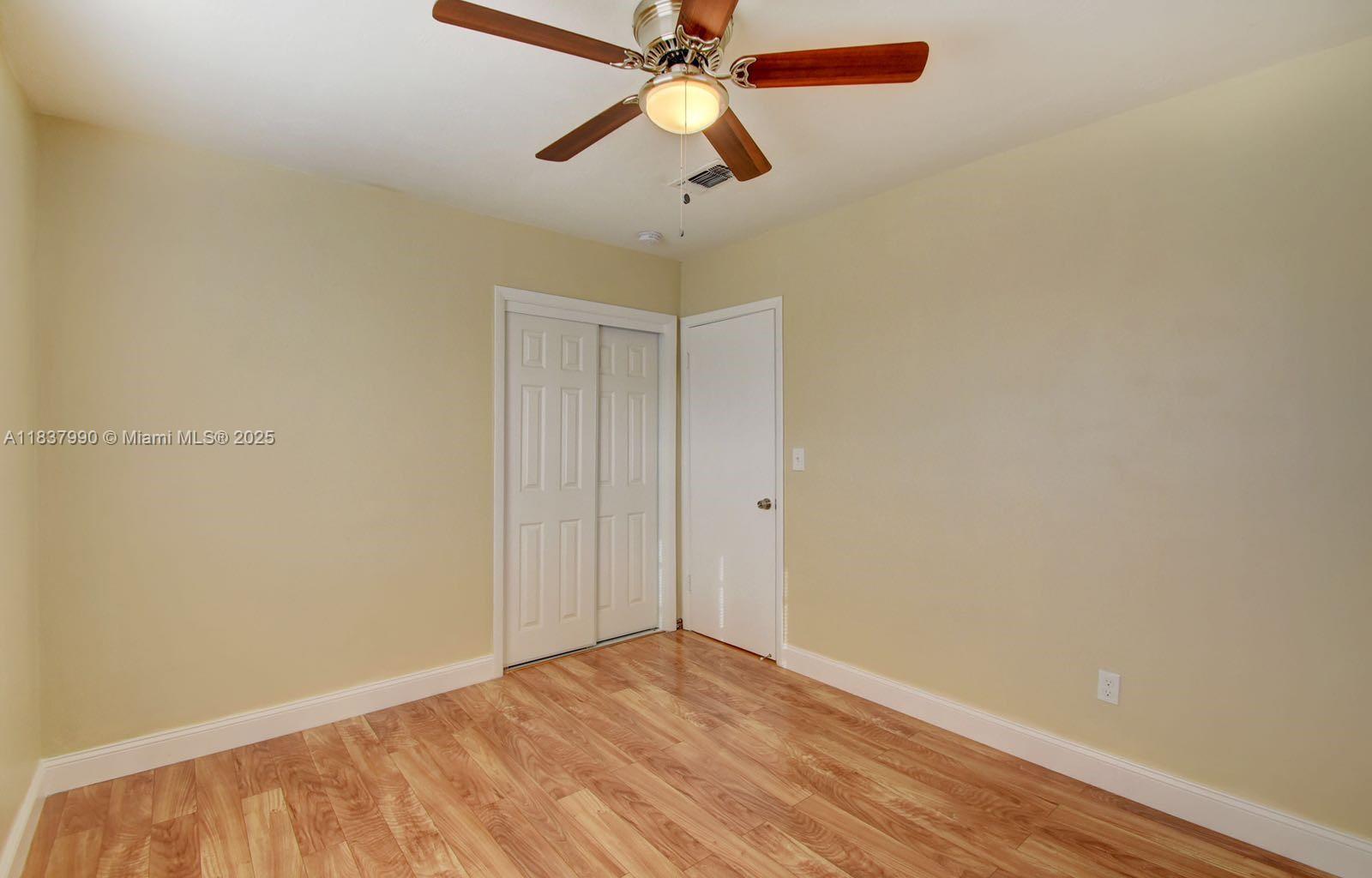 LAKE FOREST SEC 4 - Residential Lease
