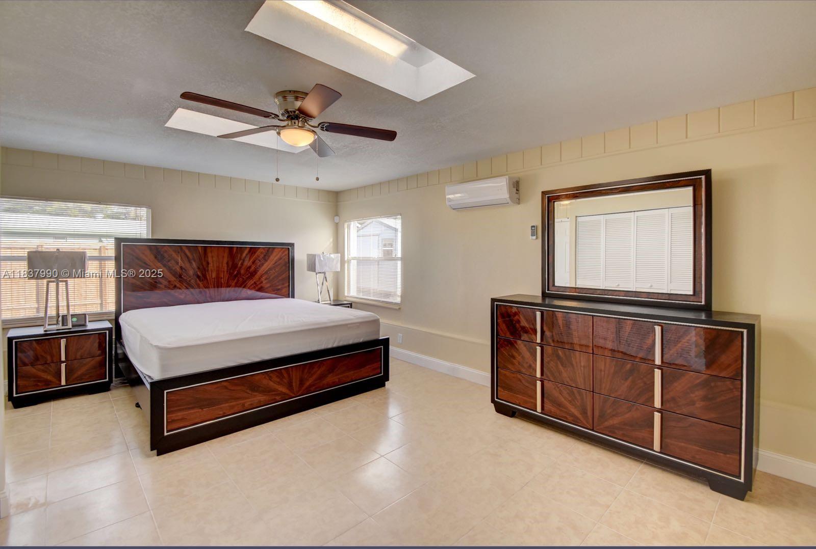 LAKE FOREST SEC 4 - Residential Lease