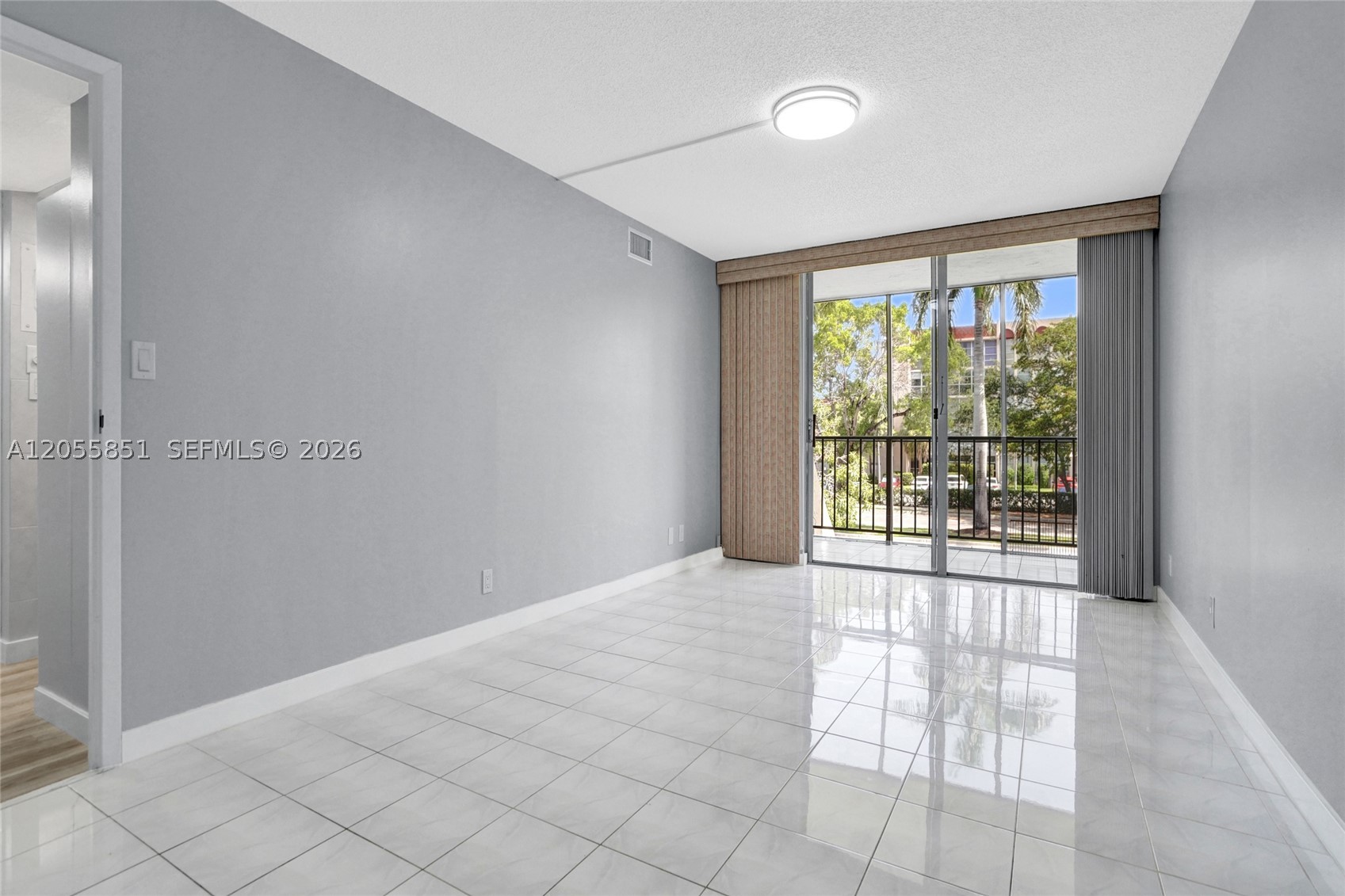 DESOTO PARK CONDO - Residential Lease