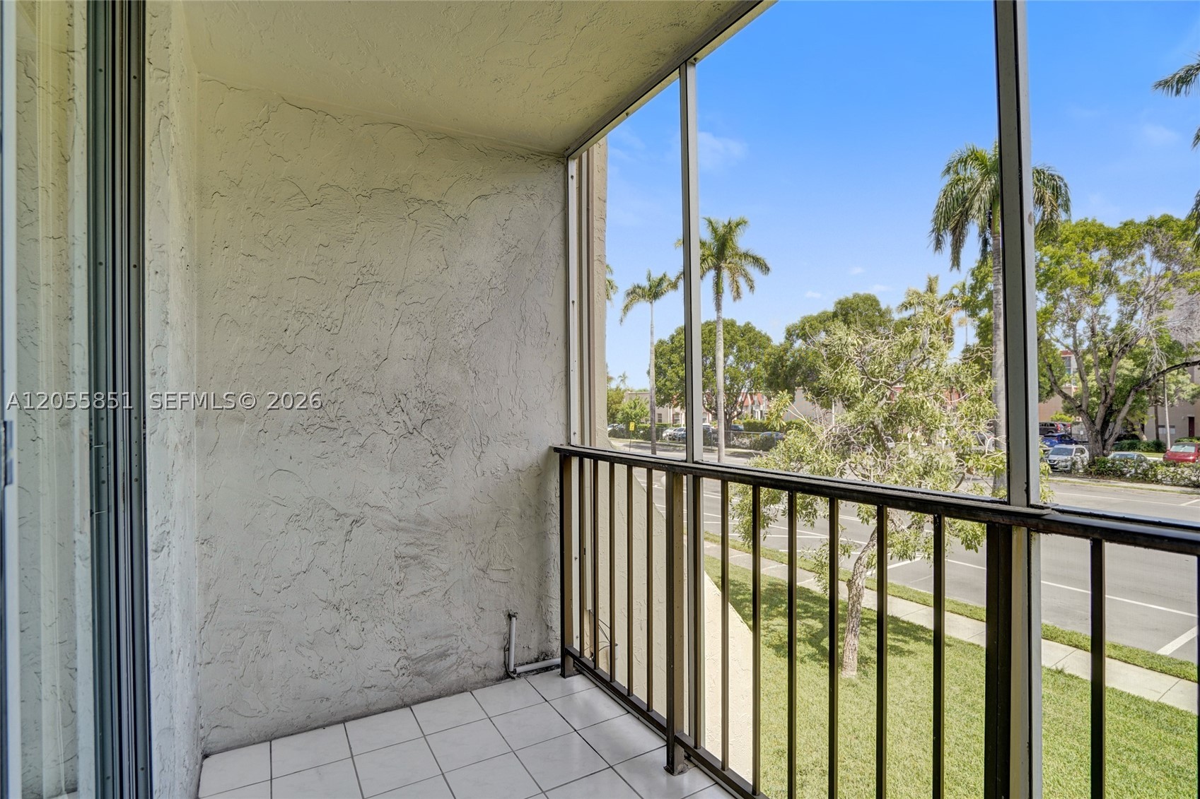 DESOTO PARK CONDO - Residential Lease