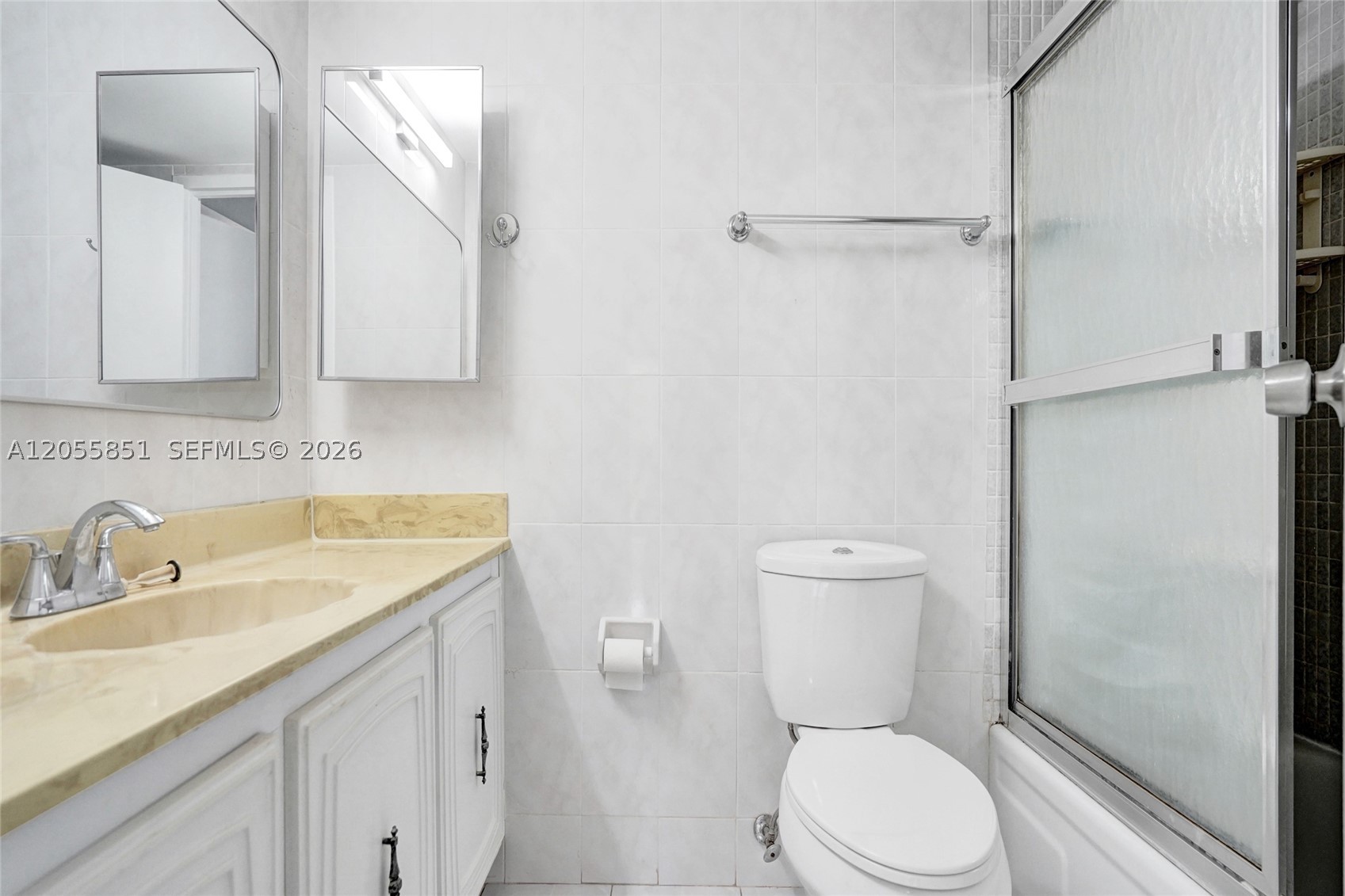 DESOTO PARK CONDO - Residential Lease