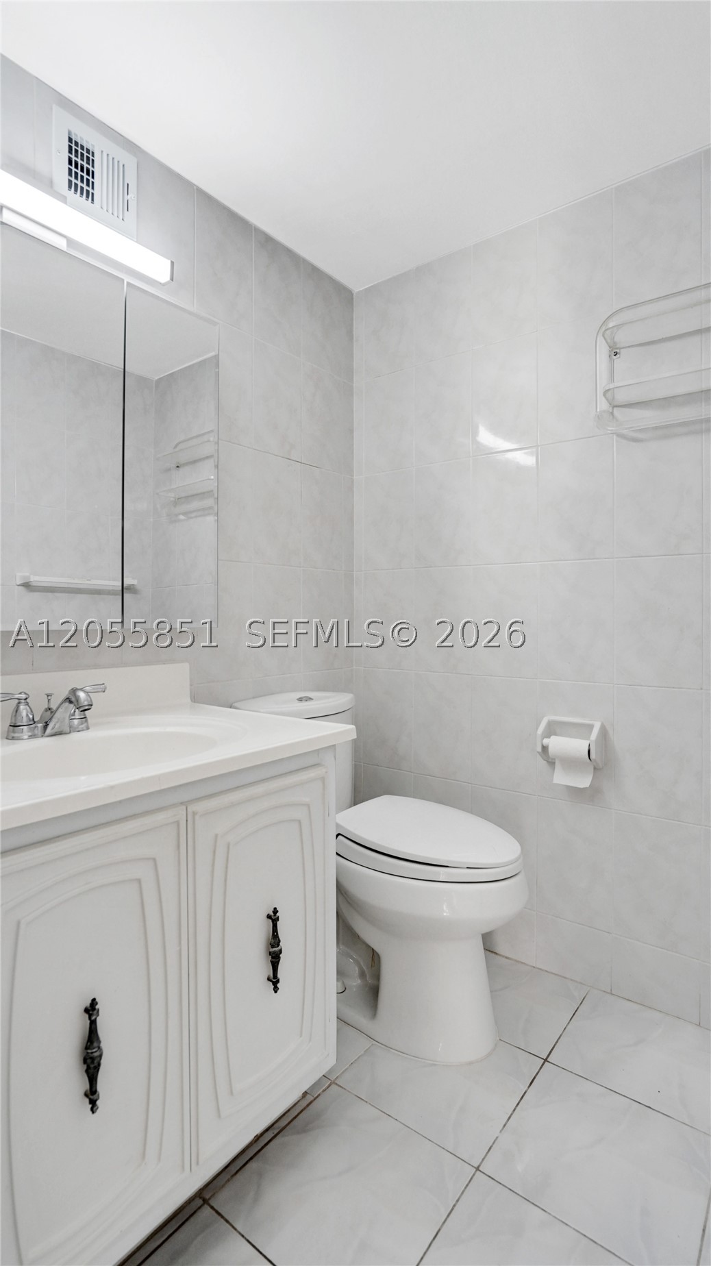 DESOTO PARK CONDO - Residential Lease