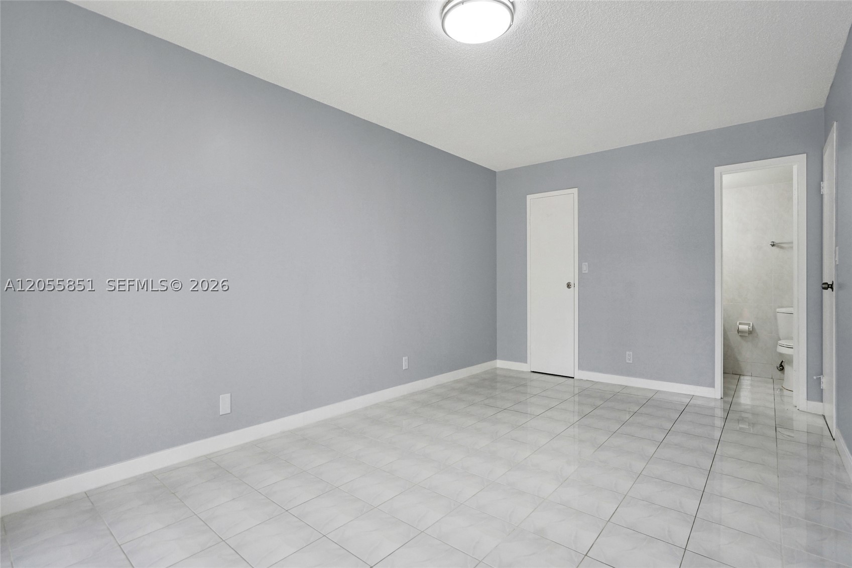 DESOTO PARK CONDO - Residential Lease