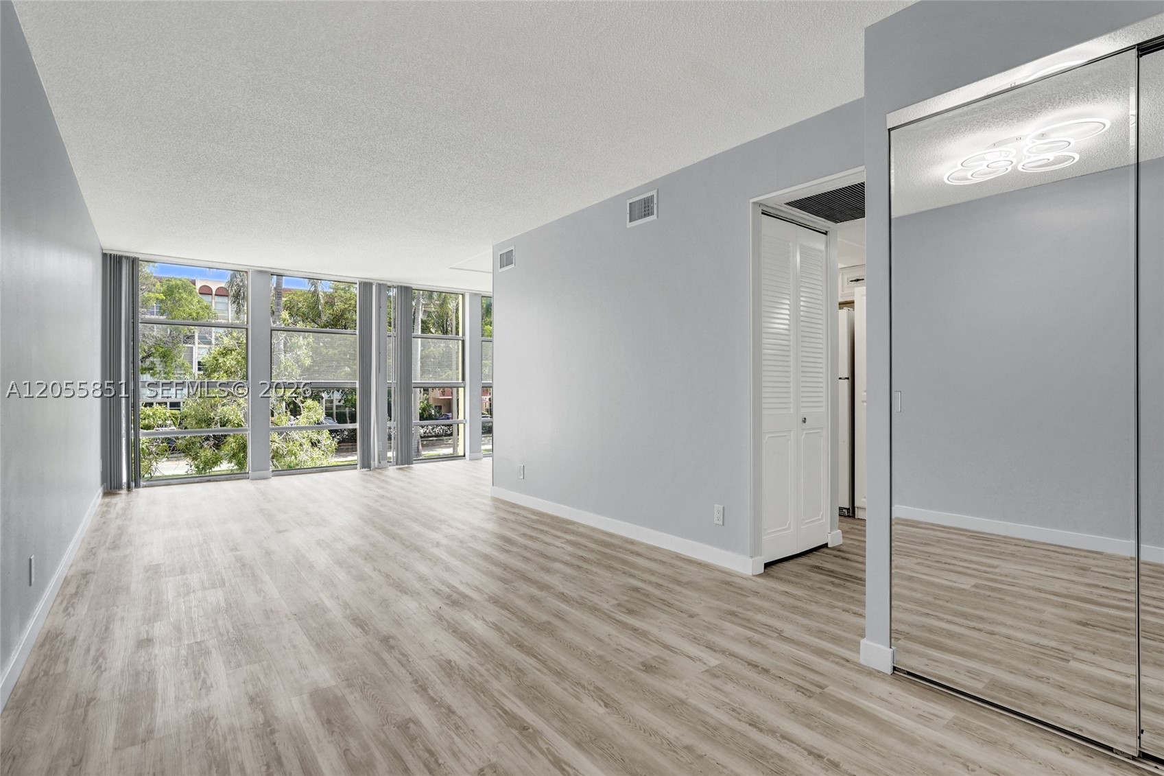 DESOTO PARK CONDO - Residential Lease