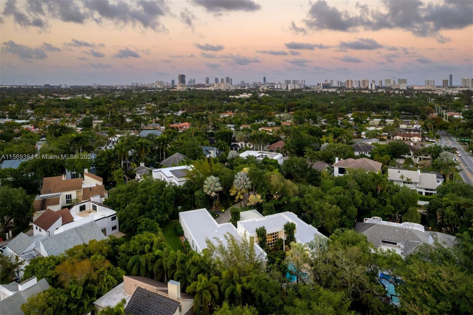 OAK HAMMOCK ESTATES - Residential