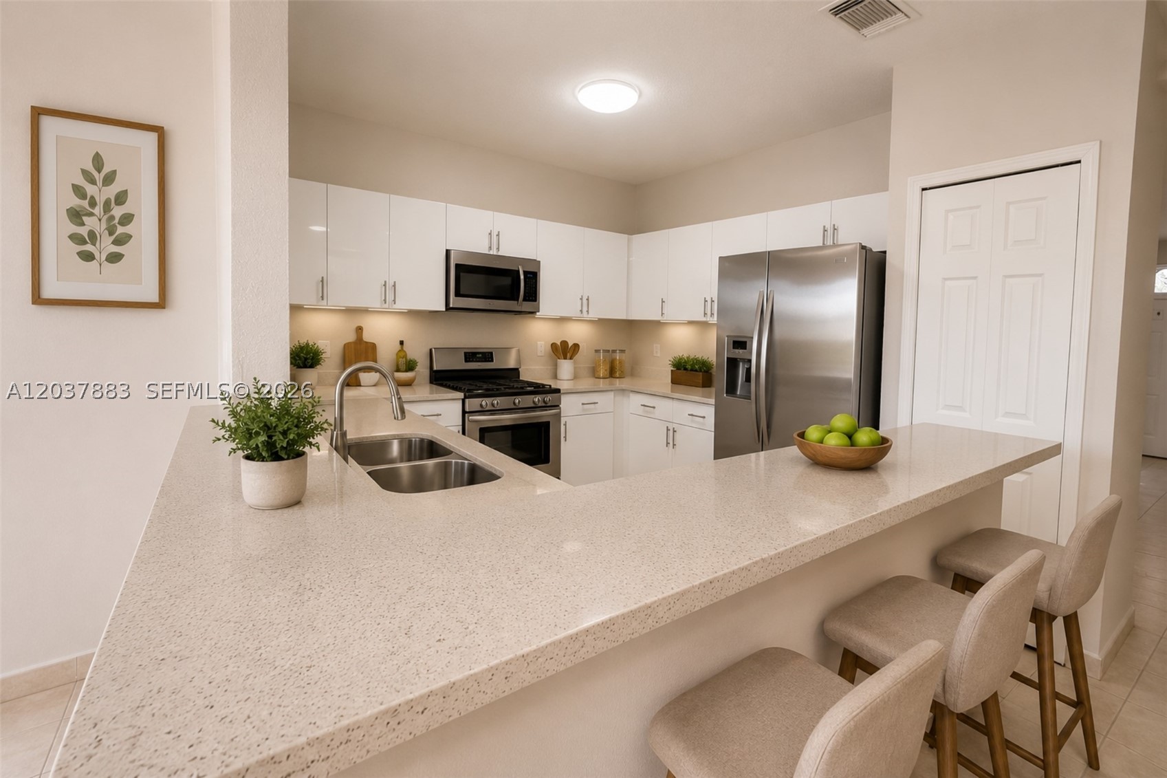 AB AT TAMIAMI TRAIL PHASE - Residential Lease