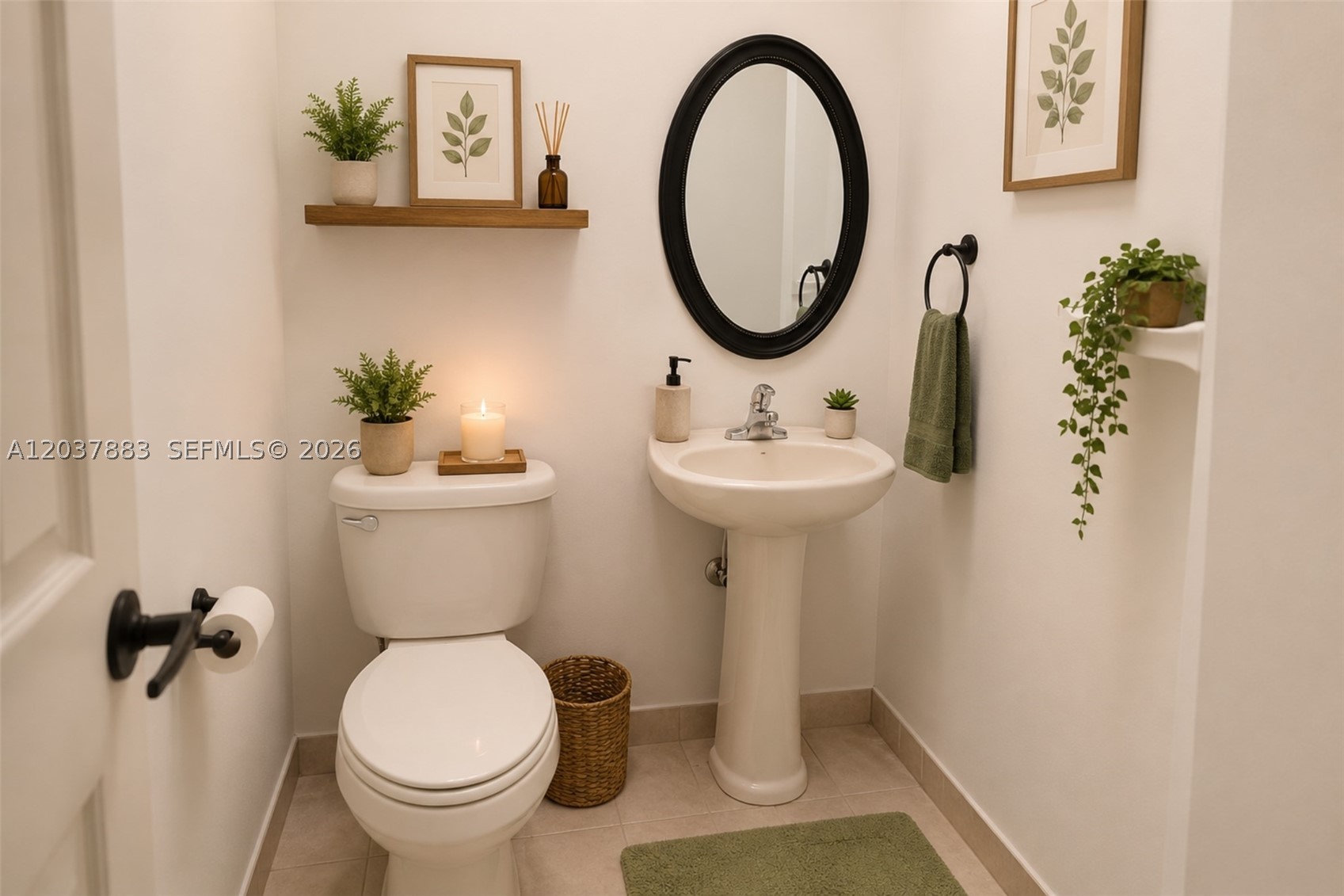 AB AT TAMIAMI TRAIL PHASE - Residential Lease