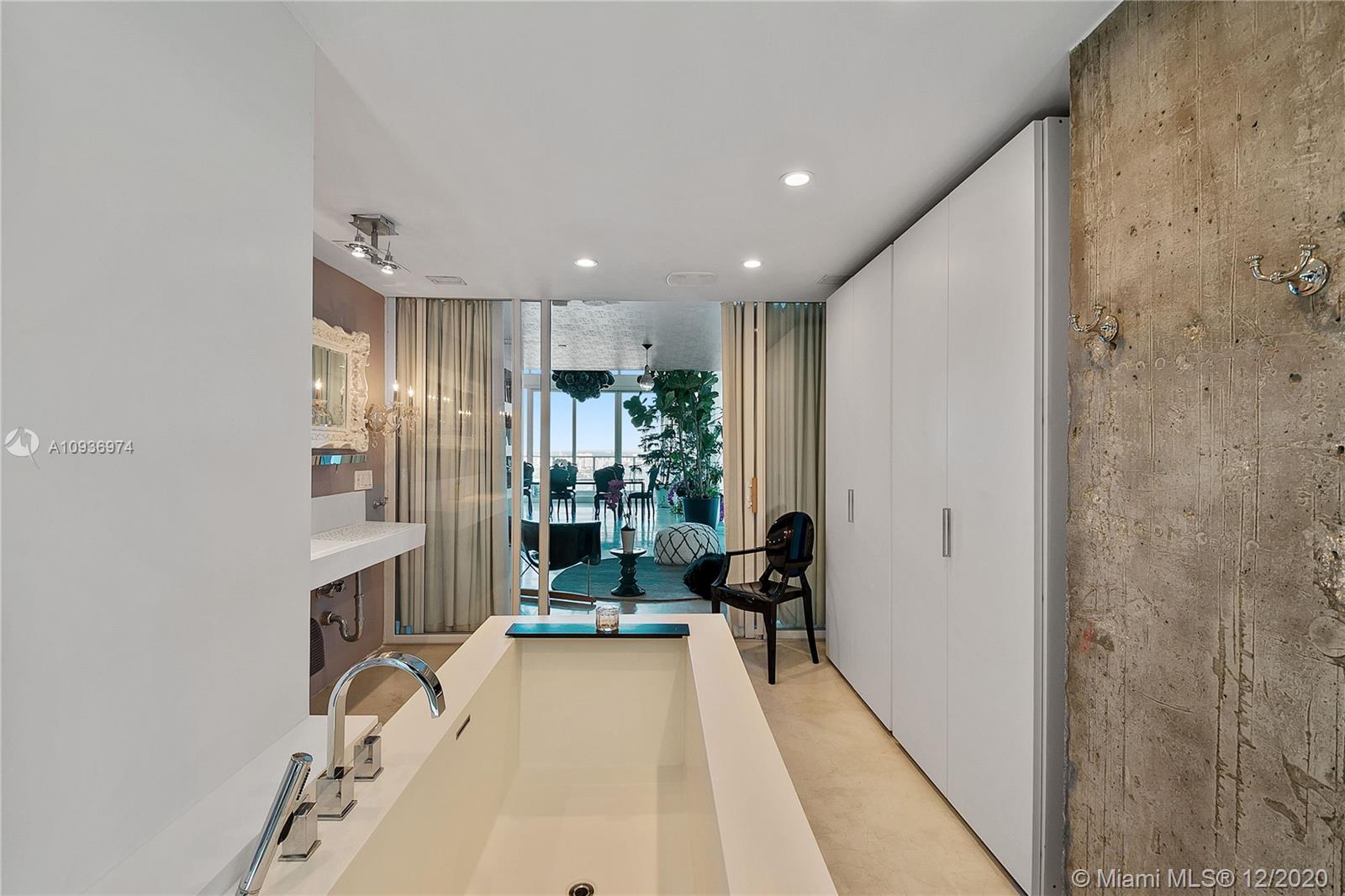 TEN MUSEUM PK RESIDENTIAL - Residential