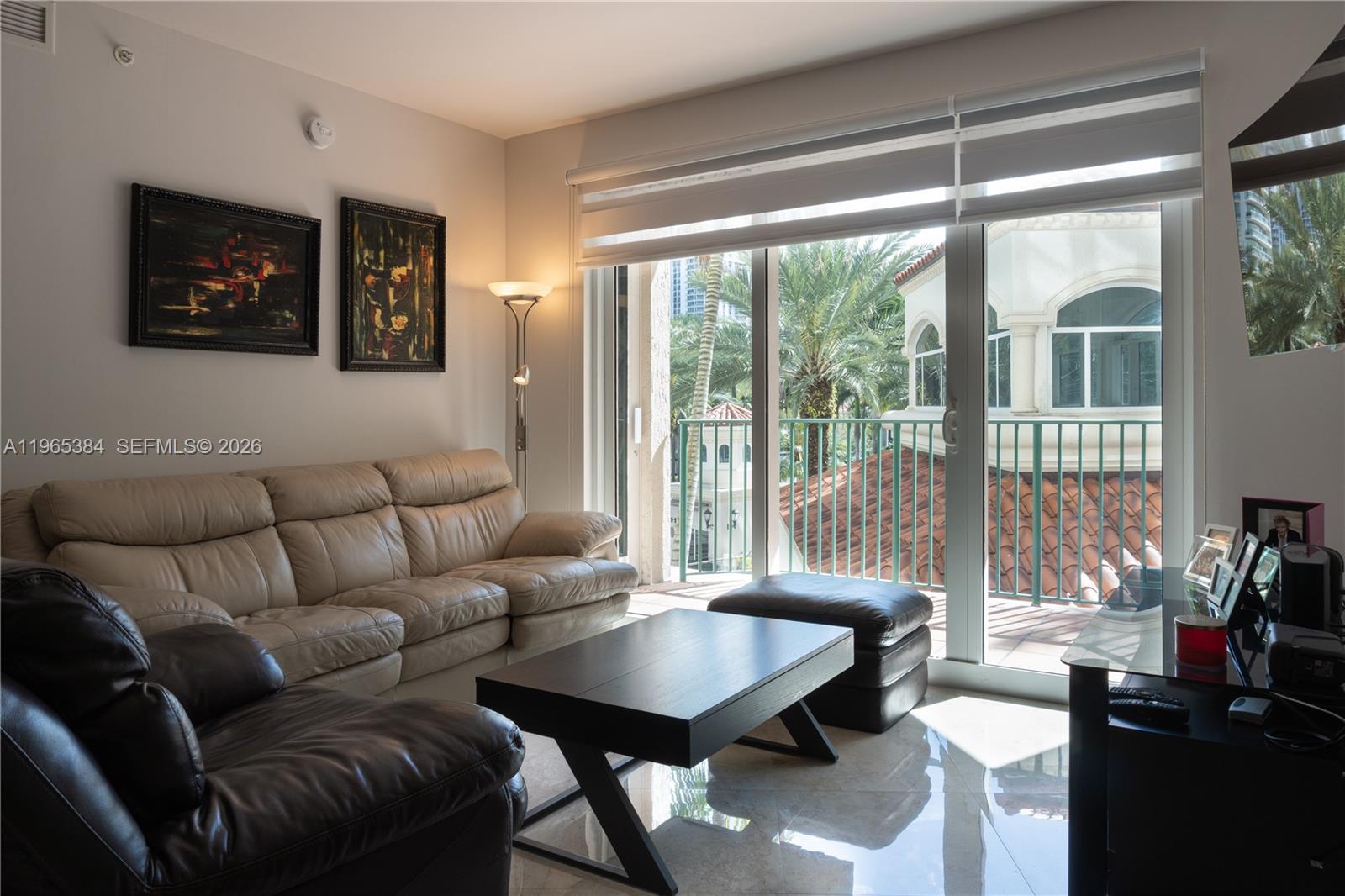 TURNBERRY VLG NO TOWER CO - Residential