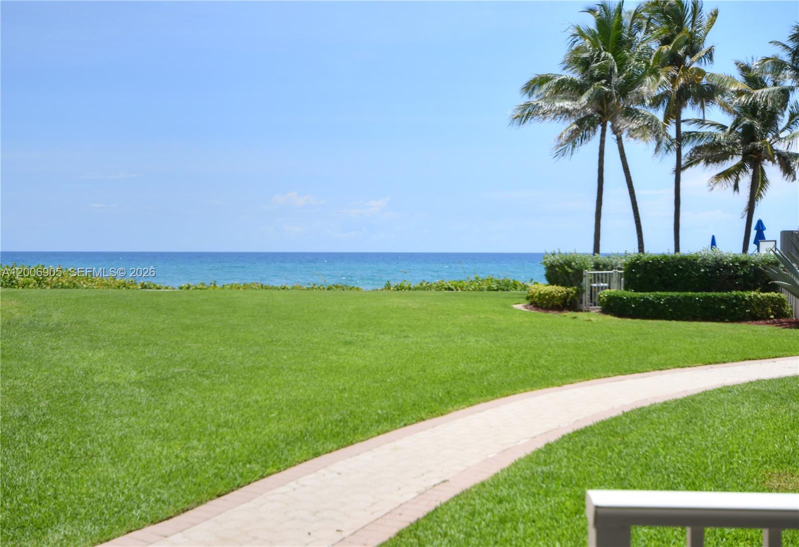 PENTHOUSE TOWERS CONDO - Residential