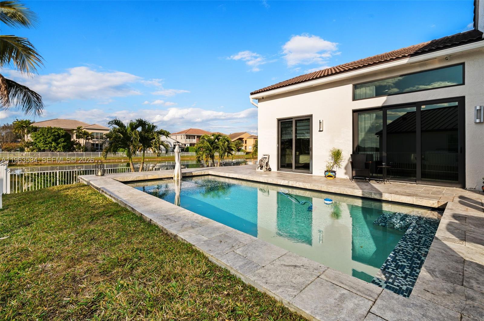 SUNSET LAKES PLAT THREE - Residential